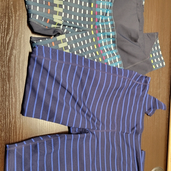 LOT OF 4 Athleta Leggings: Floral, Stripe, Mesh, Exhale - Size M / MP - Picture 4 of 11